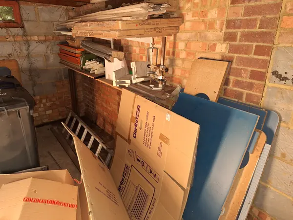 Offices and workshop before a commercial clearance